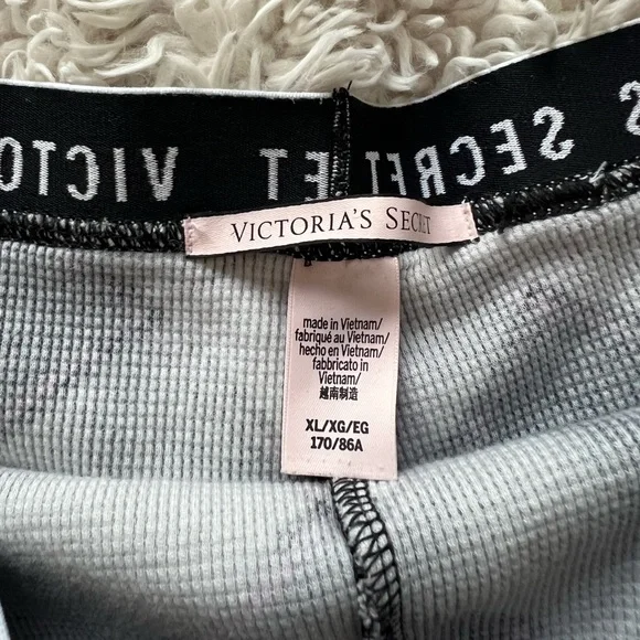 Vintage Victoria Secret Pajama Set - Picture 4 of 11